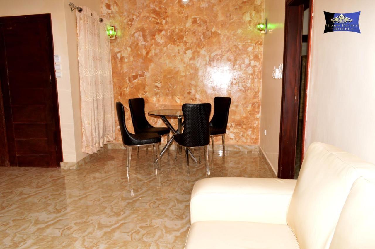 Glory Palace Hotel Котону Екстер'єр фото